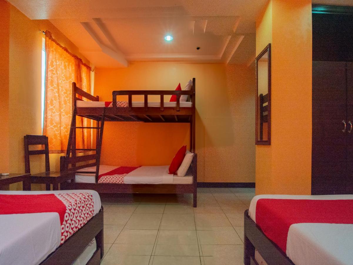 Rooms R Us - Voyagers Palace Puerto Princesa Exterior foto