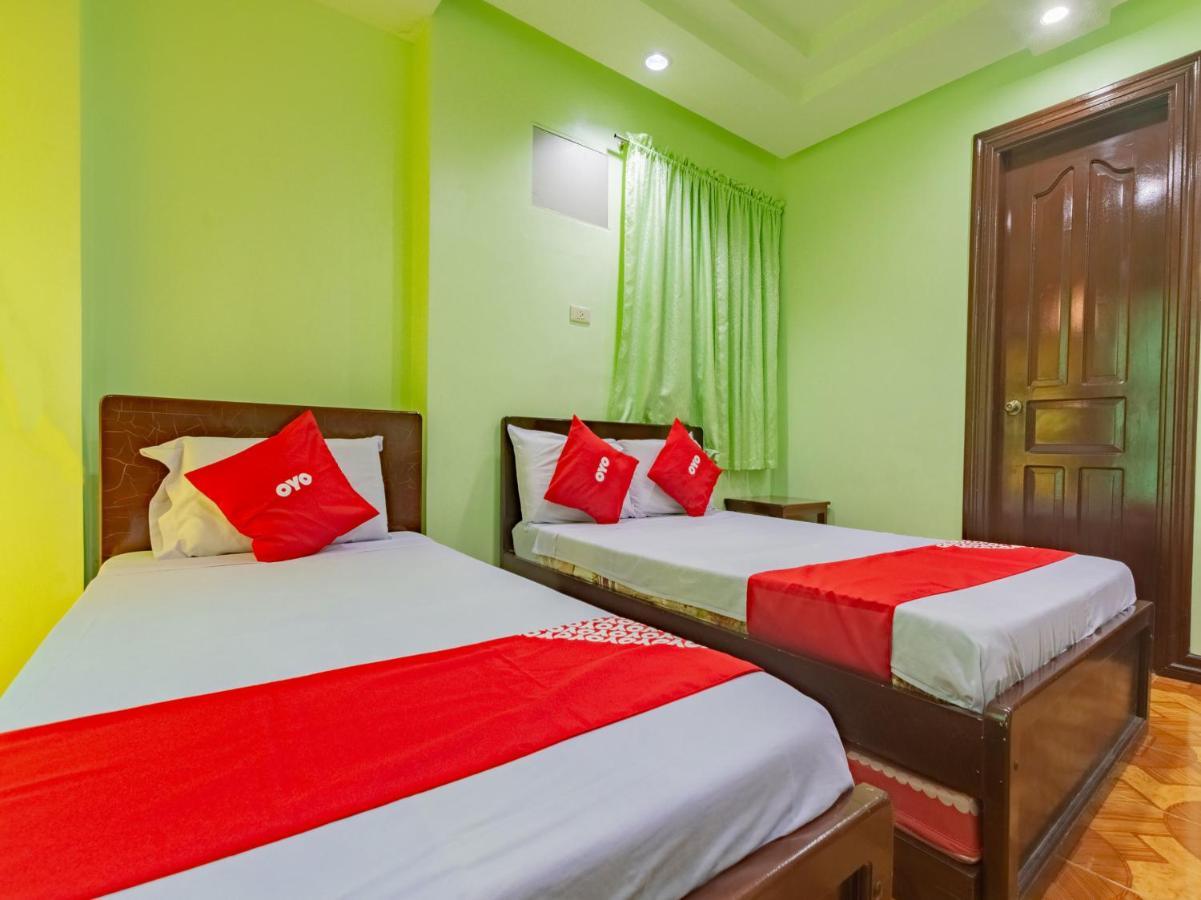 Rooms R Us - Voyagers Palace Puerto Princesa Exterior foto