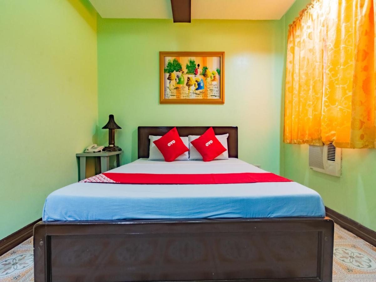 Rooms R Us - Voyagers Palace Puerto Princesa Exterior foto