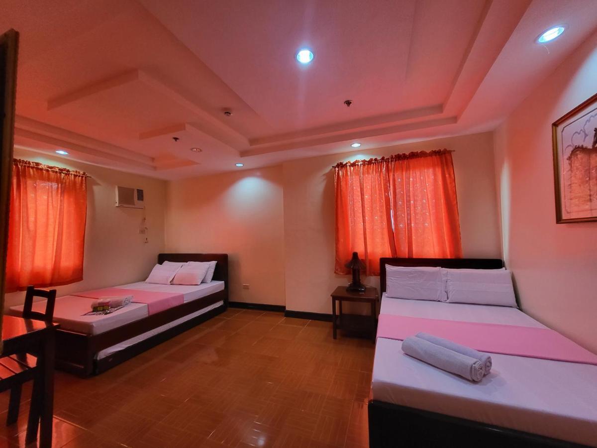 Rooms R Us - Voyagers Palace Puerto Princesa Exterior foto